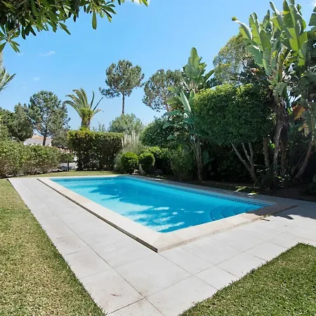 Dom wakacyjny Encosta Do - With Private Pool