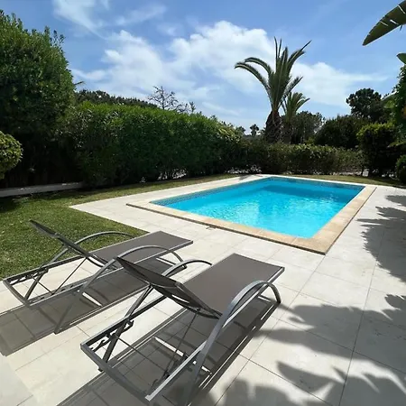 Encosta Do - With Private Pool Ferienhaus